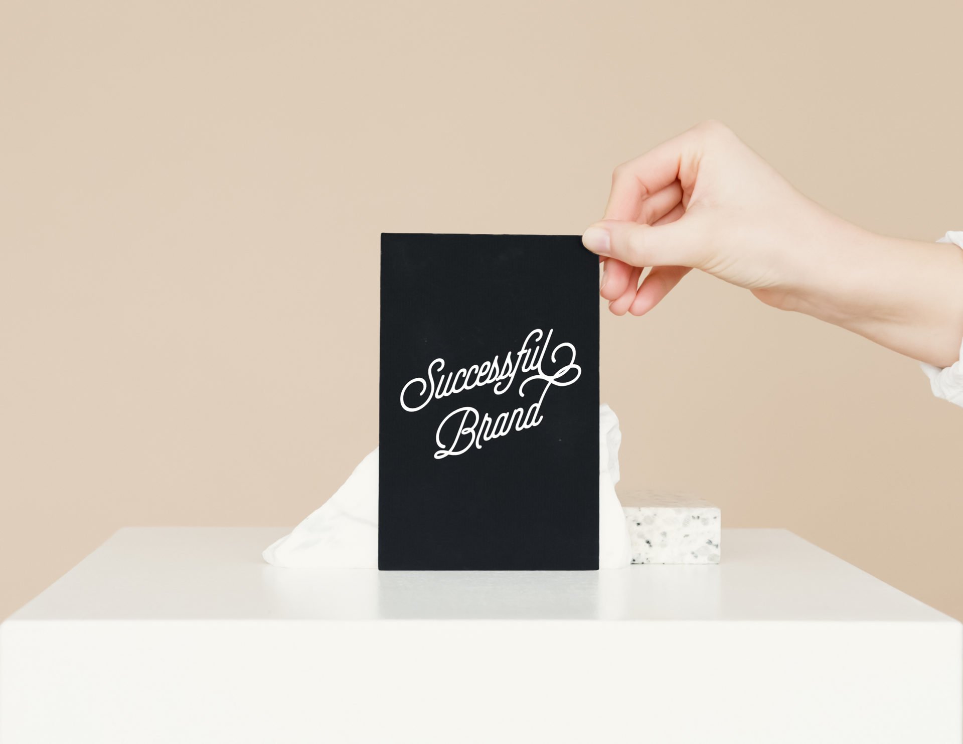 Le 4 Strategie Essenziali per Creare un Brand di Successo